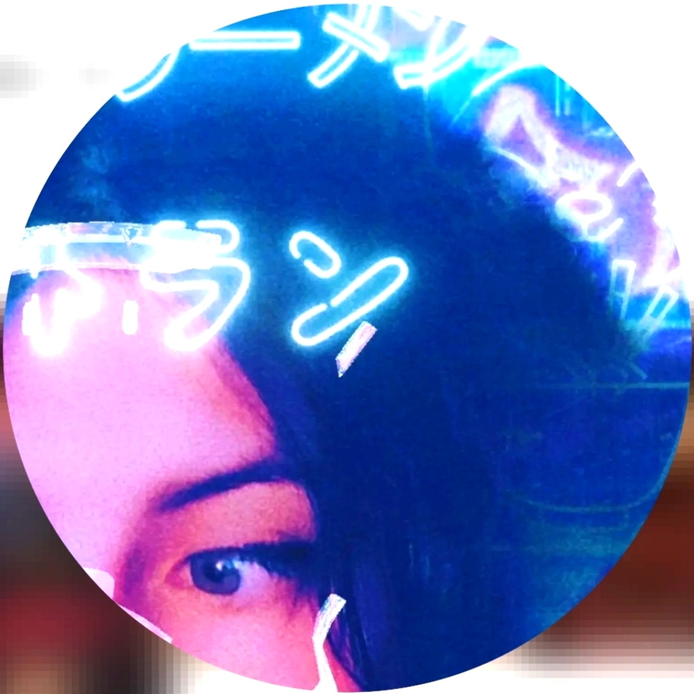 Meet your Posher, Lex!